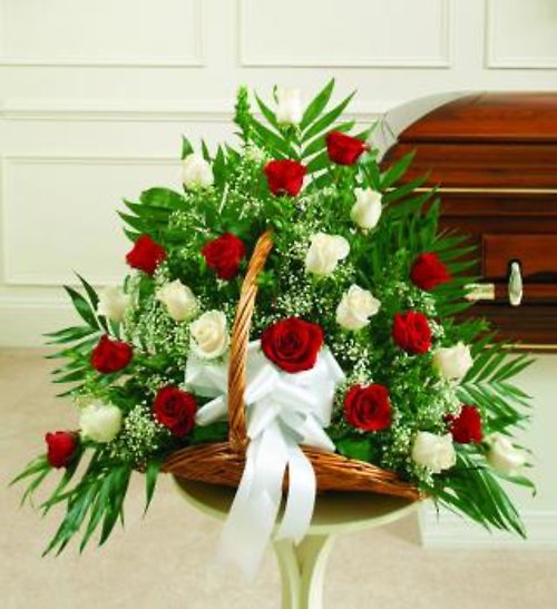 Red &#038; White Sympathy Fireside Basket