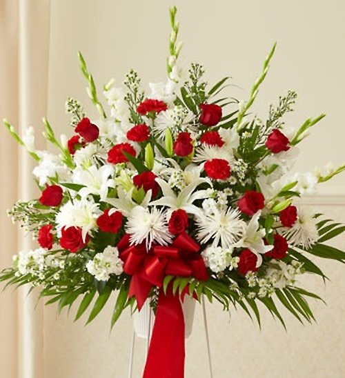 Heartfelt Red &#038; White Sympathy Basket