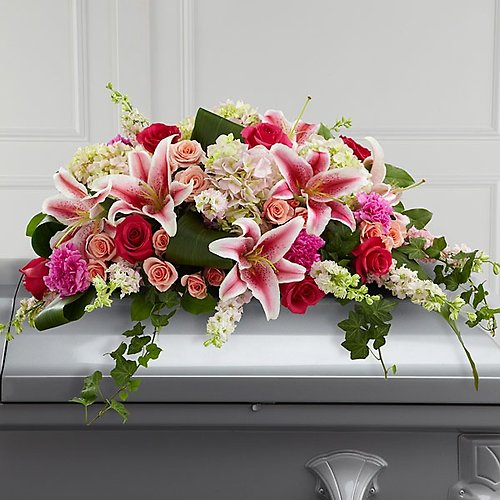 Beauty With Rose &#038; Lily