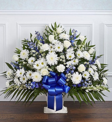 Heartfelt Blue &#038; White Sympathy Basket